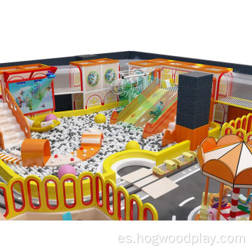 El patio de juegos interior suave de alta calidad para niños.